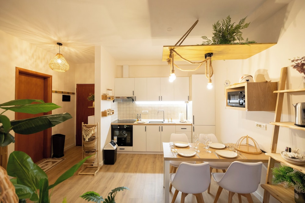 Boho Central Apartment