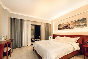 Solar hotel