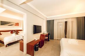 Solar hotel