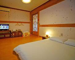 Hanok goeul