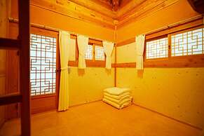 Hanok goeul