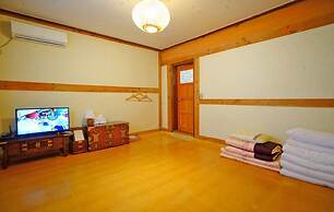 Hanok goeul