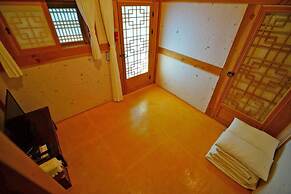 Hanok goeul