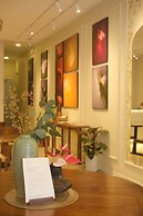 Le Macaron Boutique Hotel