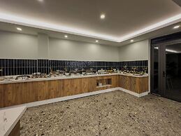 Leaf River Suites