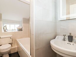 Holly Cottage