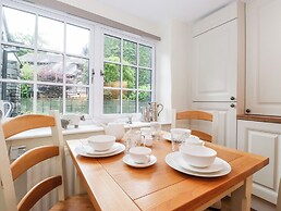 Holly Cottage