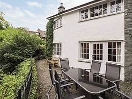 Holly Cottage
