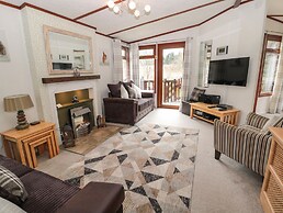 Evergreen Lodge