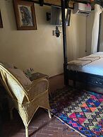 Riad Azurite