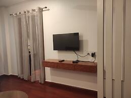 Hotel Obsidian Blue