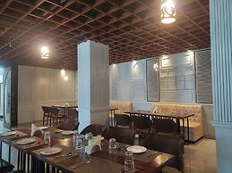 Hotel Obsidian Blue