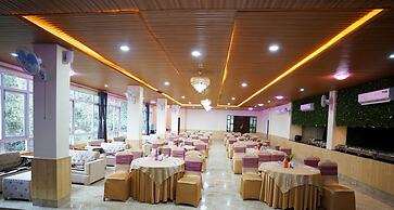 Treenz Hotels