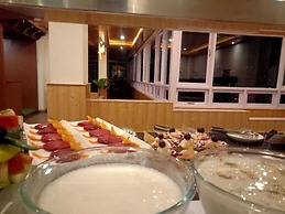 Treenz Hotels
