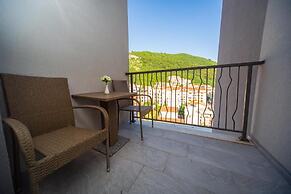 Rooftop Apartments & Rooms