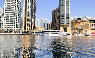 bnbme Unparalleled Luxury Marina Walk 3306