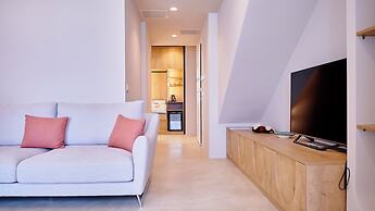 AZAR LUXURY SUITES