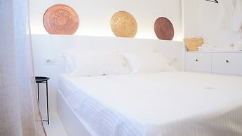 AZAR LUXURY SUITES