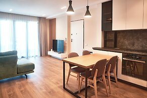 AZAR LUXURY SUITES