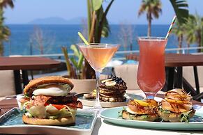 AZAR LUXURY SUITES