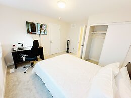 Beautiful rooms with Netflix
