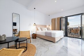 CAVO PISO LIVADI