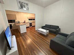 Breimba Street Apartments