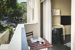 White Blossom 1BR Apt Near Dizengoff CTR