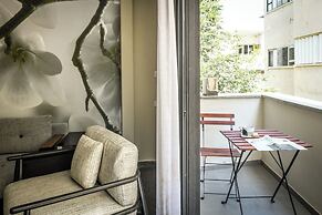White Blossom 1BR Apt Near Dizengoff CTR