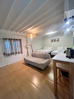 UDEE Cozy Hotel
