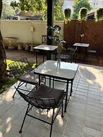 UDEE Cozy Hotel