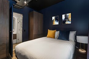 Abstract Hotel