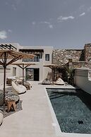 Onym Curated Villas