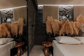Onym Curated Villas