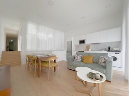 Vibrant Host-Campo 24