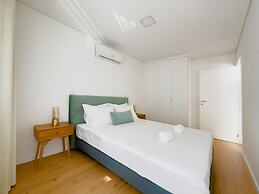 Vibrant Host-Campo 24