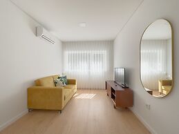 Vibrant Host-Campo 24