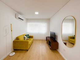 Vibrant Host-Campo 24