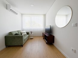 Vibrant Host-Campo 24