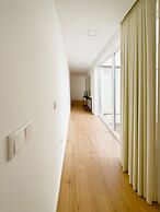 Vibrant Host-Campo 24