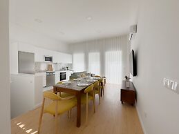 Vibrant Host-Campo 24