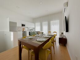 Vibrant Host-Campo 24
