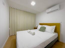 Vibrant Host-Campo 24