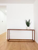 Vibrant Host-Campo 24