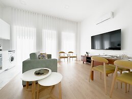 Vibrant Host-Campo 24