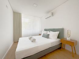 Vibrant Host-Campo 24
