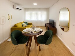 Vibrant Host-Campo 24