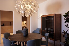Aernia Suites & Art