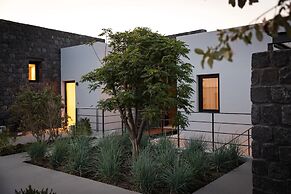 Aernia Suites & Art