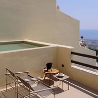 Elessa Hotel